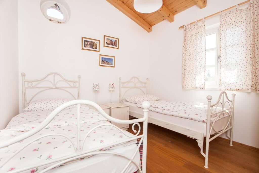 Villa Petra Пореч Екстериор снимка