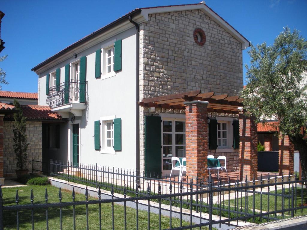 Villa Petra Пореч Стая снимка